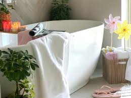 Bubbles and Past: Lifting Your Washing Ritual with Bathtub Add-ons post thumbnail image
