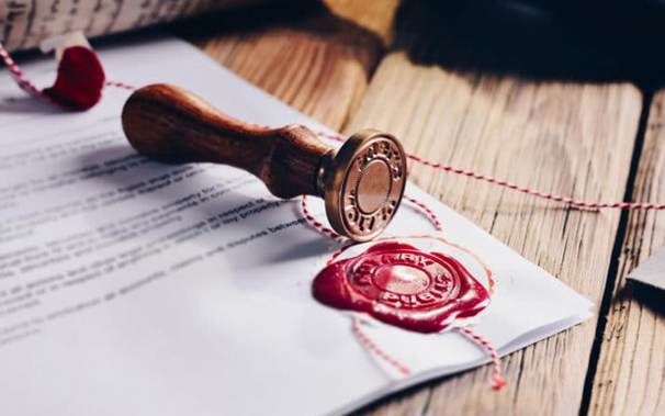 Exploring the Benefits of a Traveling Notary post thumbnail image